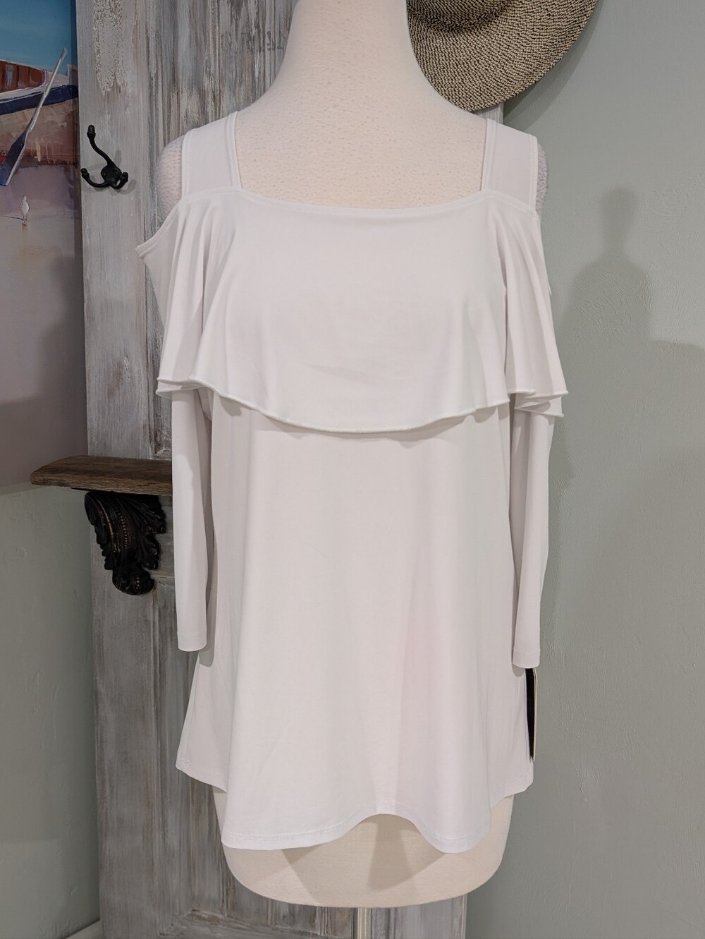 NWT Clara Sun Woo White Cold-Shoulder Ruffle Blouse